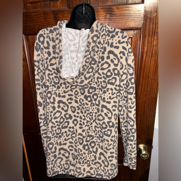 Cheetah jacket - Picture 2 of 3